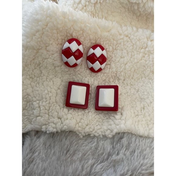 Fashion Jewelry Jewelry - Vintage Red/White Design Pierced Earrings 2-Pairs